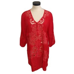 Johnny Was Women's Tunic Top Size L Red Half Sleeve Floral.